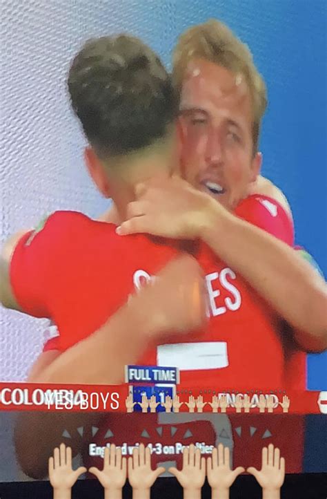 Wie kam es zu dem foto? Harry Kane girlfriend Katie Goodland gushes over England ...