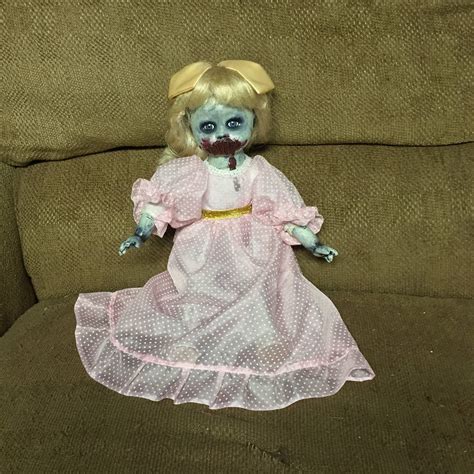 Creepy Zombie Horror Doll Gothic Halloween Prop Scary Spooky
