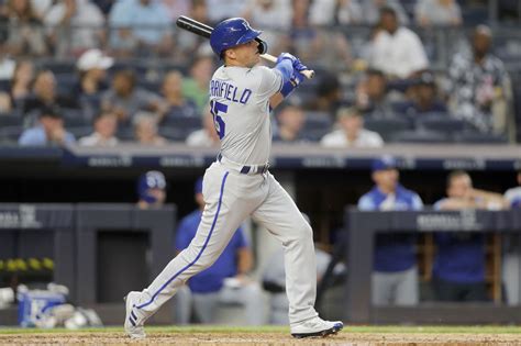 Royals Trade Whit Merrifield To Toronto Royals Review