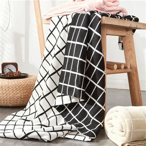 Grid Blanket Online | Shop EziBuy
