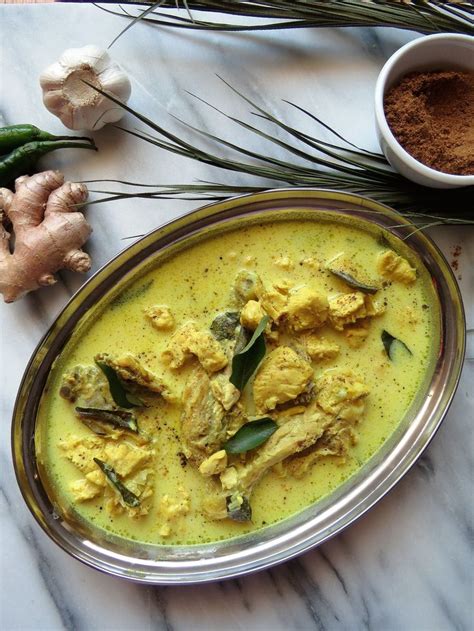 Sri lankan curries are well known for their bright colours, spicy aroma, vibrant. Sri Lankan Yellow Chicken Curry - Modern Day Brown Mom ...