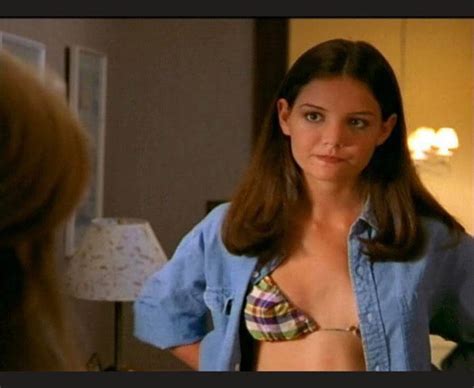 For fans of dawson's creek, even just picturing the charming and peaceful capeside is like a warm hug. Dawson's Creek bombshell Katie Holmes through the years - Daily Star
