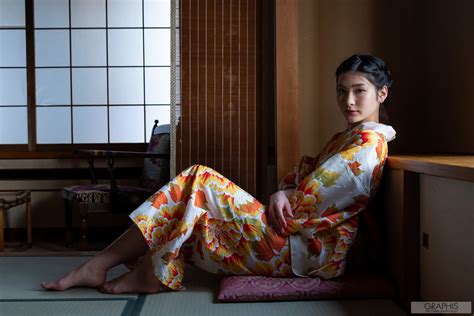 obrázky na plochu japonky japonský ázijský hĺbkotlač graphis suzu honjo pornohviezdu
