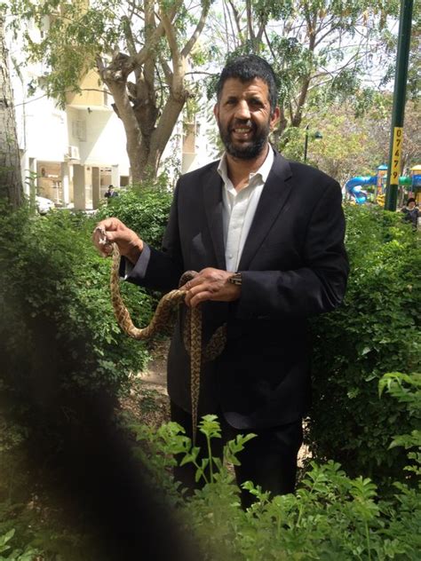 עופר ניסים הנו הבעלים והמייסד של greensite העוסקת במתן ייעוץ סביבתי, הרצאות והכשרות בתחומי איכות הסביבה. שני נחשי צפע גדולים נלכדו באשדוד - תמונות - אשדוד נט