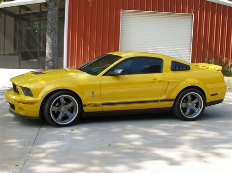 Screaming Yellow 2005 Ford Mustang