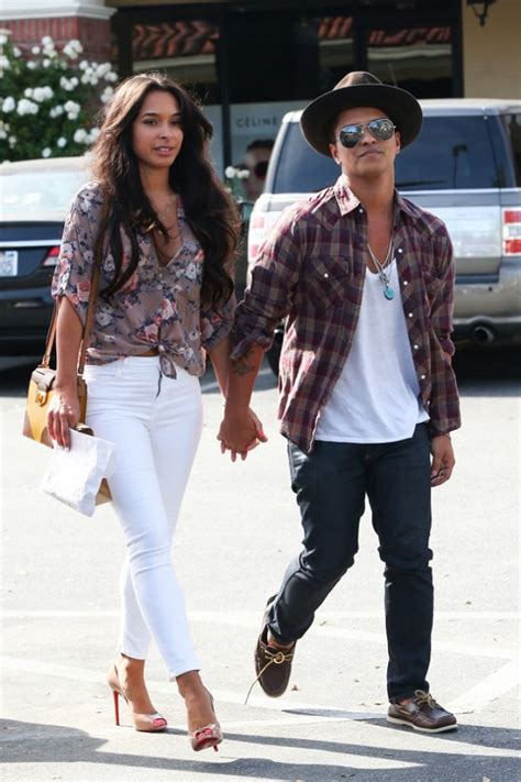 Are Bruno Mars And Girlfriend Jessica Caban Expecting