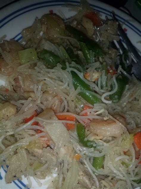 Pancit Bihon Combo Chamorro Recipes Pancit Food