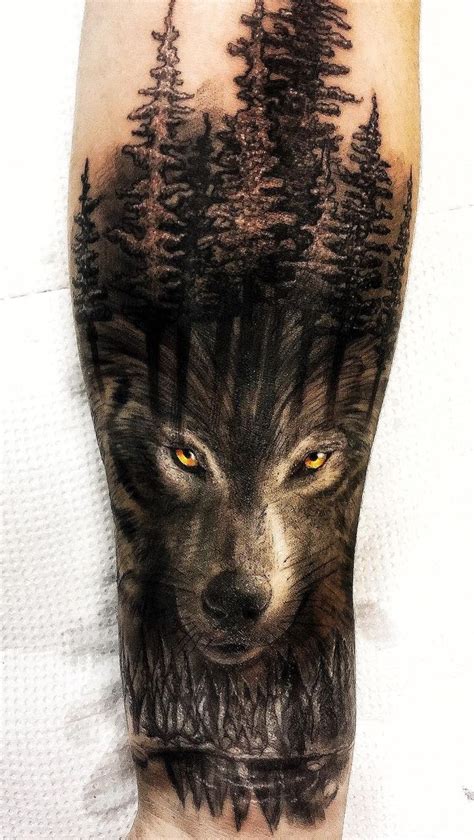 Pin By 𝐷𝑎𝑛𝑦 𝐶𝑎𝑟𝑑𝑒𝑙𝑙𝑖 On Tatuagem Feminina Wolf Tattoo Design Wolf