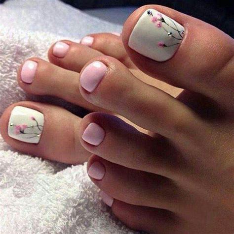 Flower Toe Nail Designs Beautiful Flower Toe Nails Ideas Fancy Nail Art