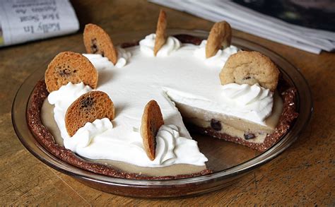 Chocolate Chip Cookie Dough Cream Pie How To Philosophize With Cake
