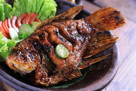Berbagai Resep Ikan Gurame Dengan Praktis Dan Nikmat Ala Restoran
