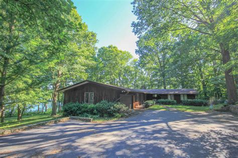 The Best Mid-Century Homes for Sale in East Tennessee | Mid century
