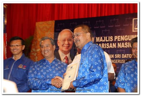 Temu bual khas calon barisan nasional parlimen wangsa maju , datuk yew teong look di bilik pergerakan barisan nasional wangsa maju pada isnin,.(1 jan 2018). Dato' Shafei Sah Calon Barisan Nasional P116 Parlimen ...