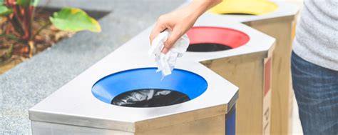 Menurut senyawanya, limbah dibagi menjadi limbah organik dan anorganik. 3 Langkah Buang Sampah Yang Tepat Agar Tidak Merusak ...
