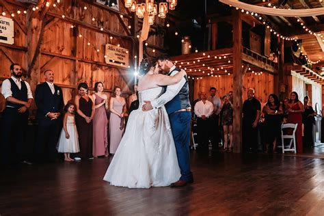 The Best Barn And Farm Wedding Venues In Connecticut