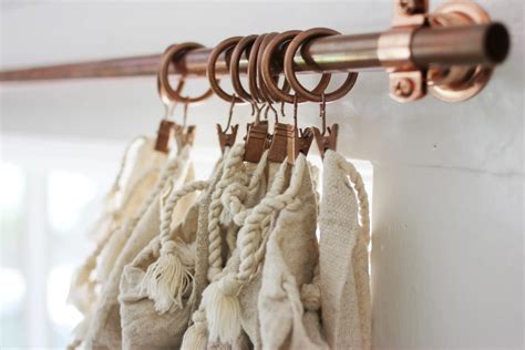 16 Diy Curtain Rods And Finials Crafts Shelterness