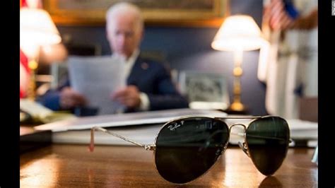 Photos Joe Biden And His Aviators