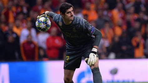 Sich bei real madrid dem konkurrenzkampf stellen zu müssen, stört den belgier nicht. Lob für Courtois: „Er hat uns gerettet" - GrenzEcho