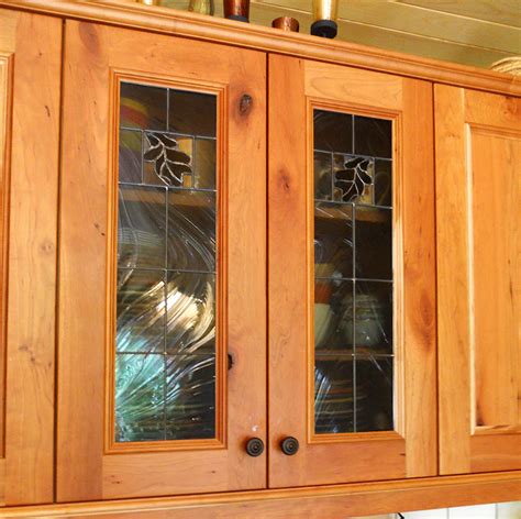 Mist on cabinets, let sit for a minute or two and then wipe clean with a soft cloth. Northern Light: Oak Leaf Cabinet Doors