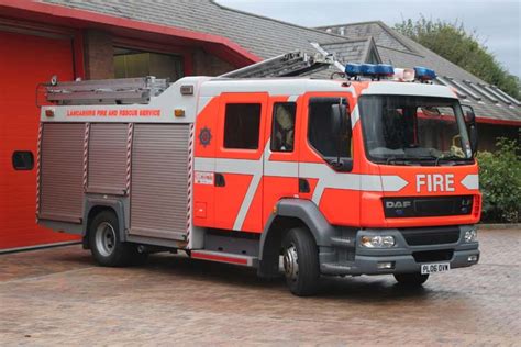 Fire Engines Photos Lancashire Fire And Rescue Service Daf Lf Blackpool