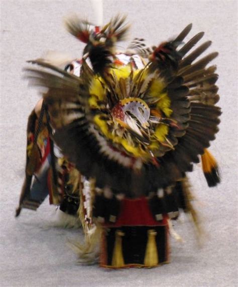 Native american dance, Native american regalia, Native ...