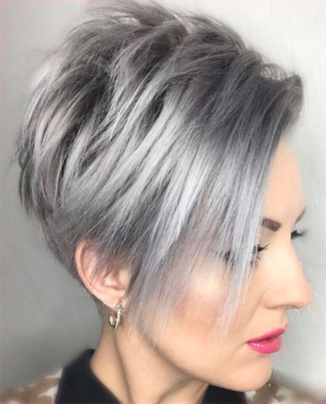 Kurzhaarfrisuren damen ab 50 karolynna. Kurzhaarfrisuren Damen Ab 50 - Frisuren Damen Ab 50 | 2021 ...