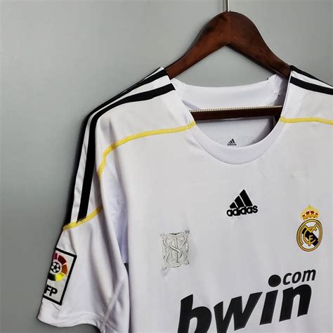 Real Madrid Home Football Shirt