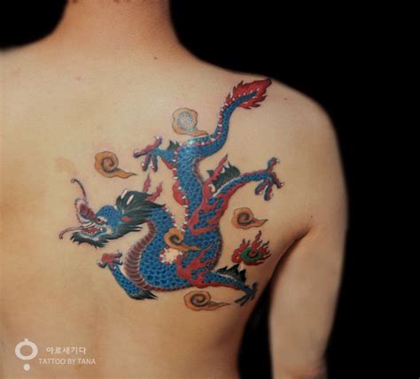 Have a look at south korean tattoo artists! Korean traditional dragon tattoo http://tattoobytana.blog ...