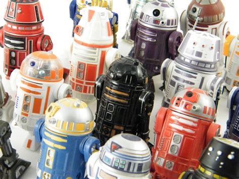 Star Wars R2 Astromech Droid Figure Selection R2 D2 R5 D4 R3 Y2 R3 S6