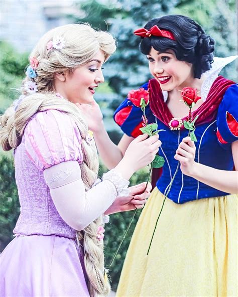 Rapunzel And Snow White Disney Cosplay Disney Princesses And Princes