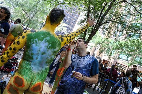 NYC Bodypainting Day 2015 Bodypaint Me