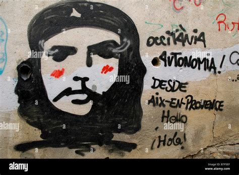 Che Guevara Graffiti On A Street Wall Granada Spain Stock Photo Alamy