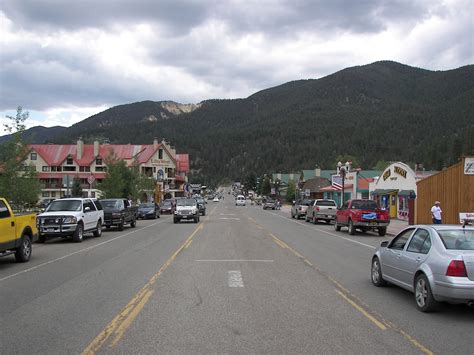 For all budgets and family sizes; File:Red river new mexico looking northwest.jpg - Wikipedia