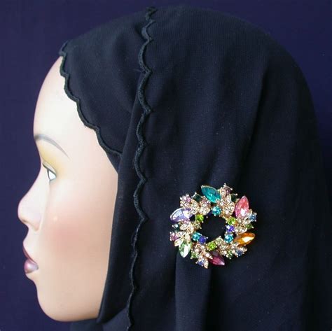 Hijab Pin Multi Color Wreath Rhinestone Brooch Abaya Bridal Scarf Pin