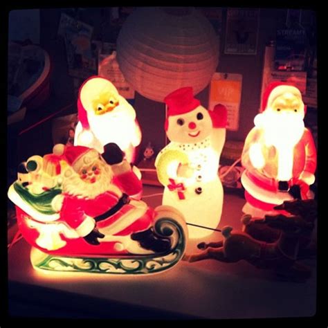 Vintage Y Light Up Decos Vintage Christmas Holiday Decor Happy Holidays