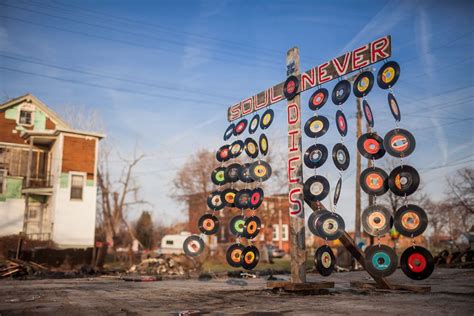 Последние твиты от the project (@theprojecttv). The Heidelberg Project is coming down - Curbed Detroit