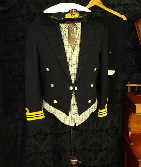 Small Mens Royal Navy Dress Uniform Jacket Suit Bullion Badge Gieves