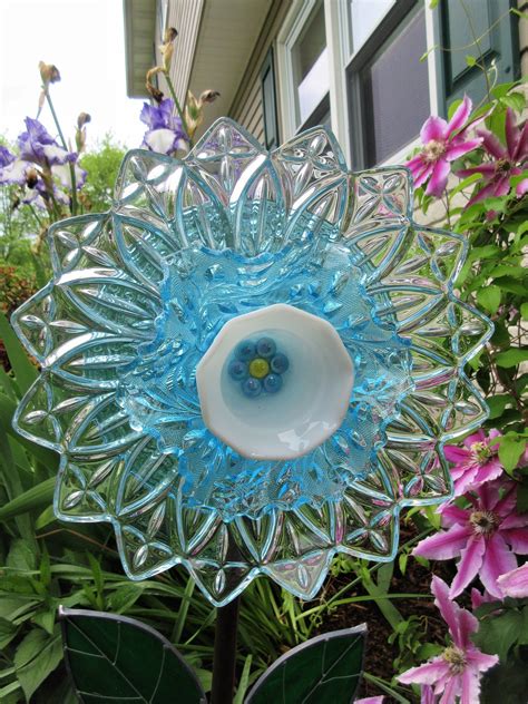 Glass Garden Flower Garden Ts Yard Art Upcycled Glass In 2020