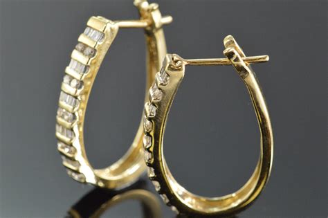 We did not find results for: 10K 1.00 Ctw Diamond Channel Set 1" Hoop Yellow Gold Earrings | Property Room
