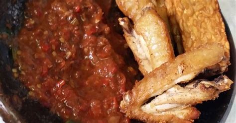 Sambal ini pun bisa langsung dinikmati dengan aneka lauk kesukaan di rumah. 245 resep sambal terasi mentah enak dan sederhana ala ...