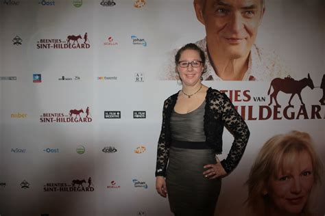 Film.nl is de enige plek waar je het aanbod van. Twentse première van "De beentjes van Sint Hildegard ...