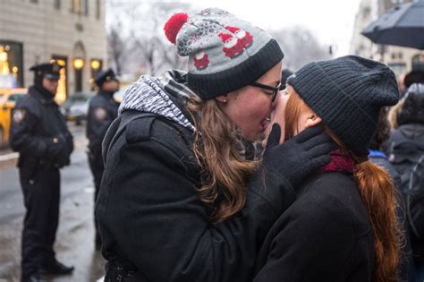 Photos Lgbtq Protestors Hold Kiss In Outside Trump Tower Gothamist