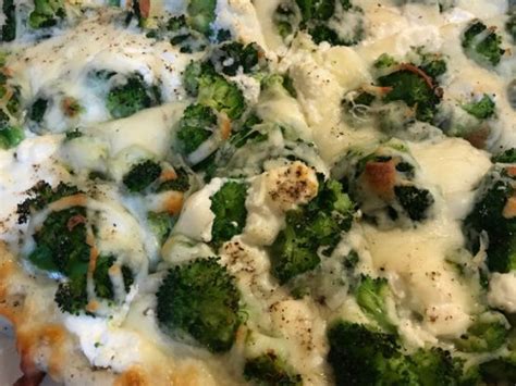 Four Cheese White Broccoli Pizza Easy Recipe Recipe