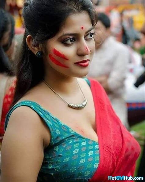 Hot Indian College Girls With Sexy Body 14 Photos