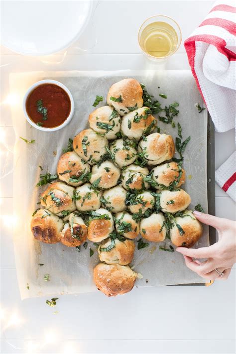 All christmas appetizer recipes ideas. Easy Cheesy Christmas Tree Shaped Appetizers : Warm Caprese Christmas Tree: Easy Holiday ...