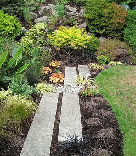 Planted with perennial culinary and medicinal herbaceous plants, the homestead rock garden adds value to the property. 20 Fabulous Rock Garden Design Ideas