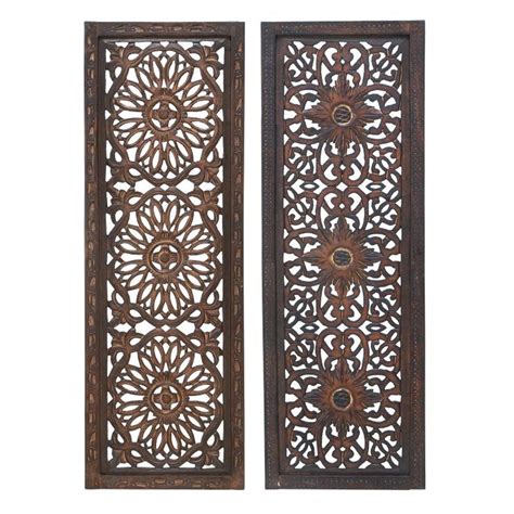 Decmode 12w X 36h In Each Wood Rosette Scrollwork Wall Panel Set