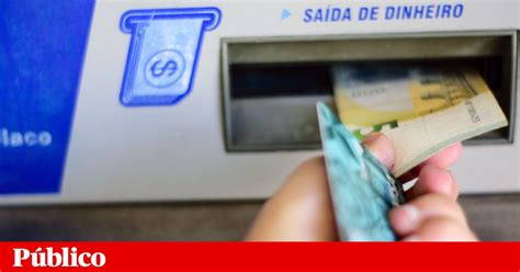 Enem No Depósito De Uma Biblioteca Há Caixas