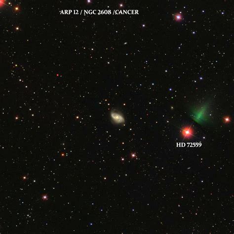 También llamado arp 12, tiene aproximadamente 62,000 años luz de diámetro, más pequeño que la vía láctea por un margen justo. ASTRONOMIA DE YAVE, Arp: Astrocatálogo de Galaxias Peculiares