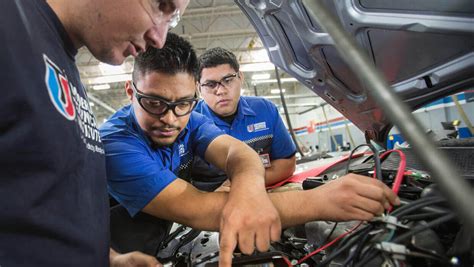 Virginia Western Launches Expanded Automotive Technician Program | The
